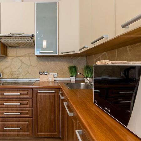 2К Квартира Між Майданом Та Софією Київською Apartment Exterior foto
