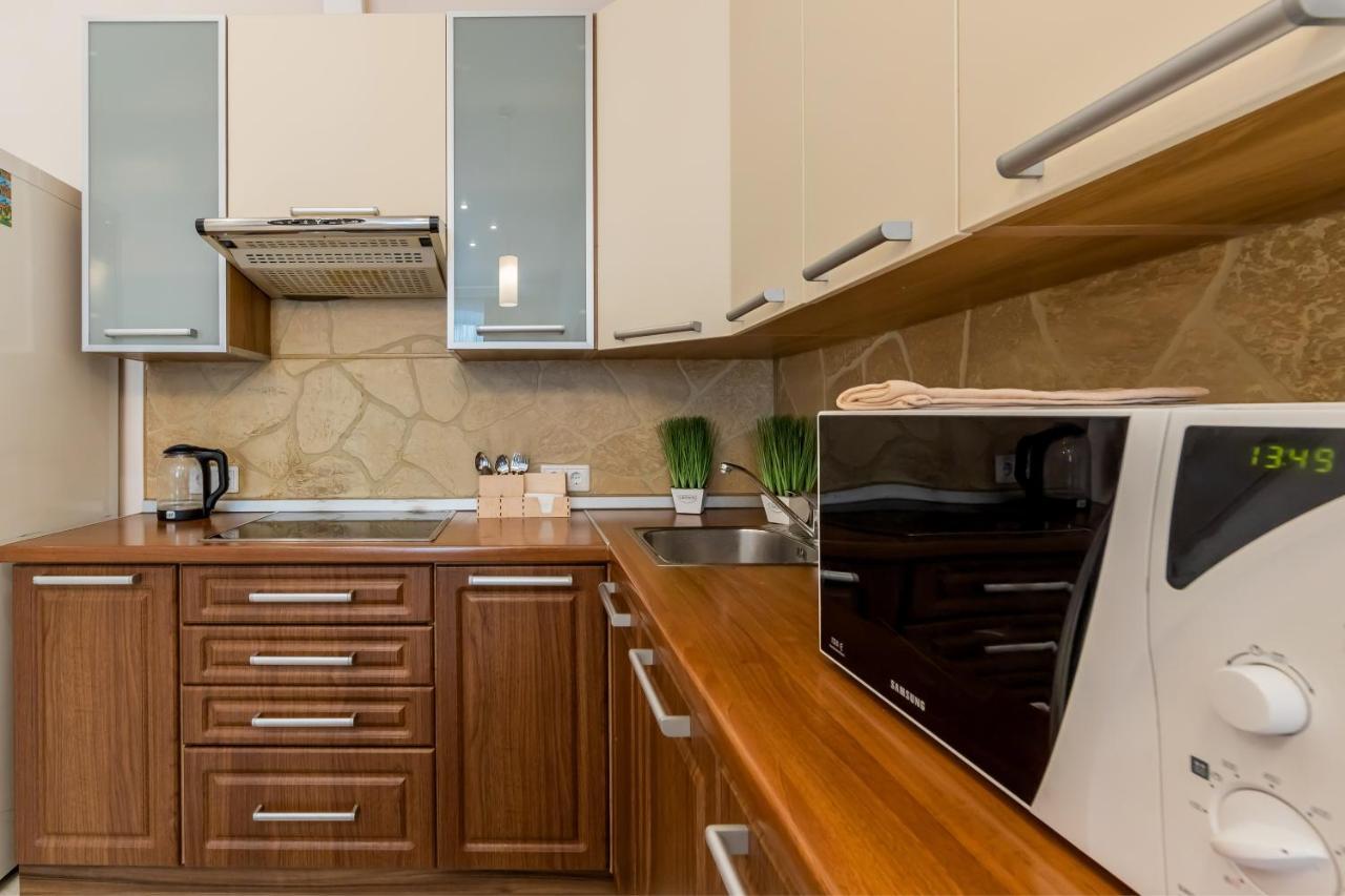 2К Квартира Між Майданом Та Софією Київською Apartment Exterior foto