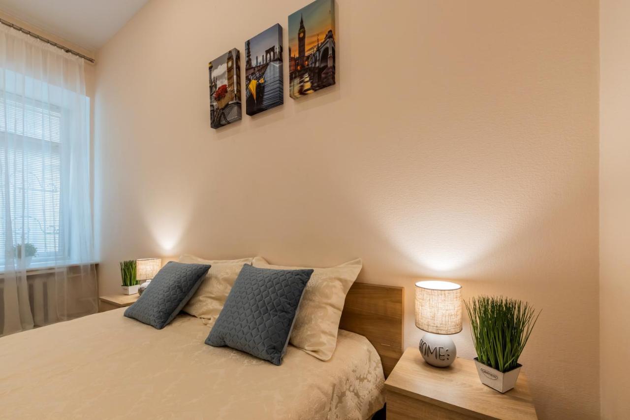2К Квартира Між Майданом Та Софією Київською Apartment Exterior foto