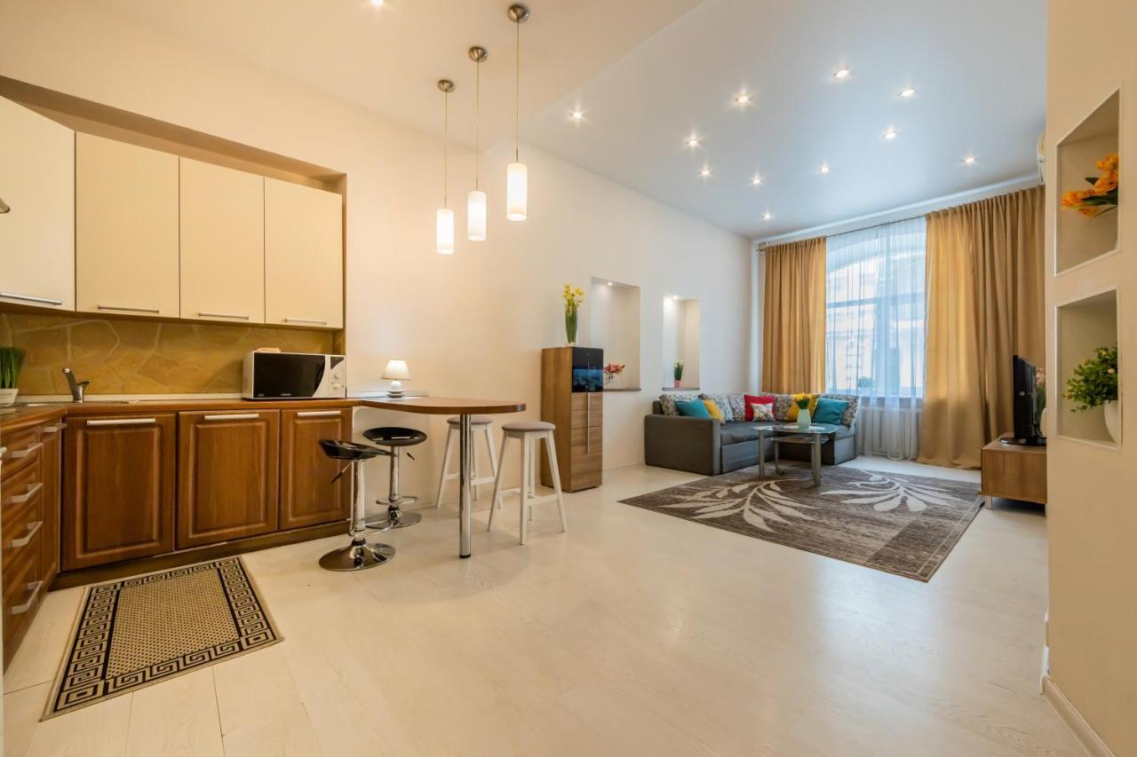2К Квартира Між Майданом Та Софією Київською Apartment Exterior foto