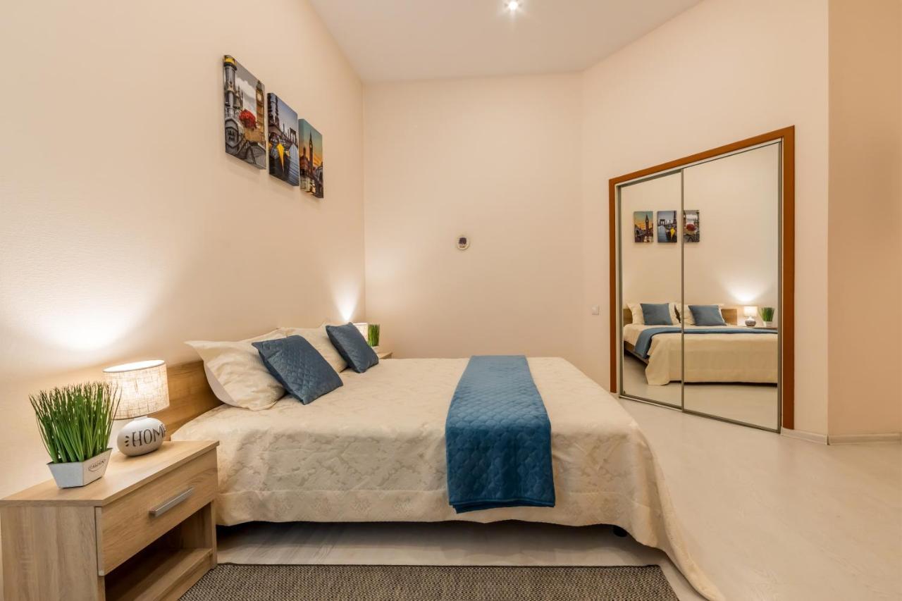 2К Квартира Між Майданом Та Софією Київською Apartment Exterior foto